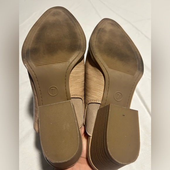 Universal Thread Tan Tara Mule Women's Size 7 Pointed Toe Chunky 2" Heel - Picture 6 of 7